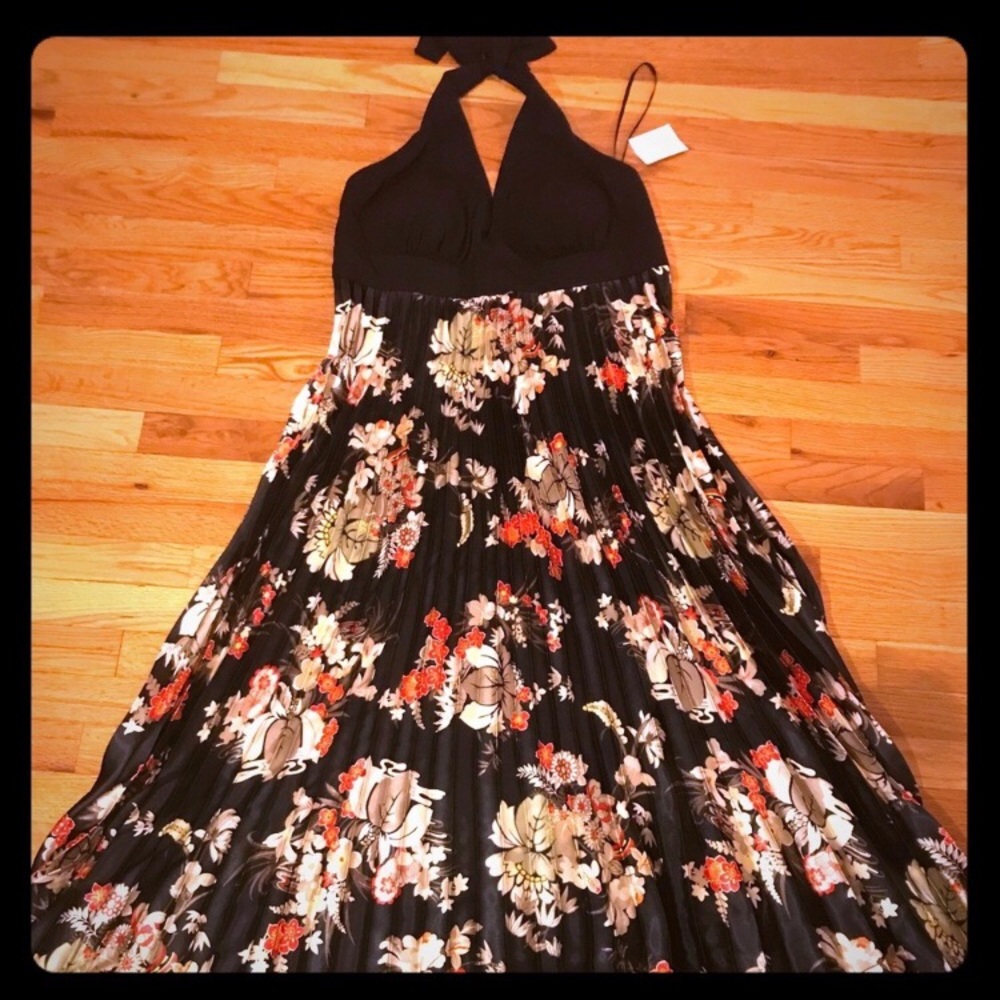 Gorgeous Halter Top Dress with Flowing Skirt